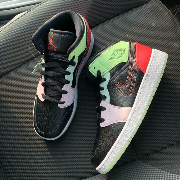 Air Jordan Mid - Picture 2 of 6